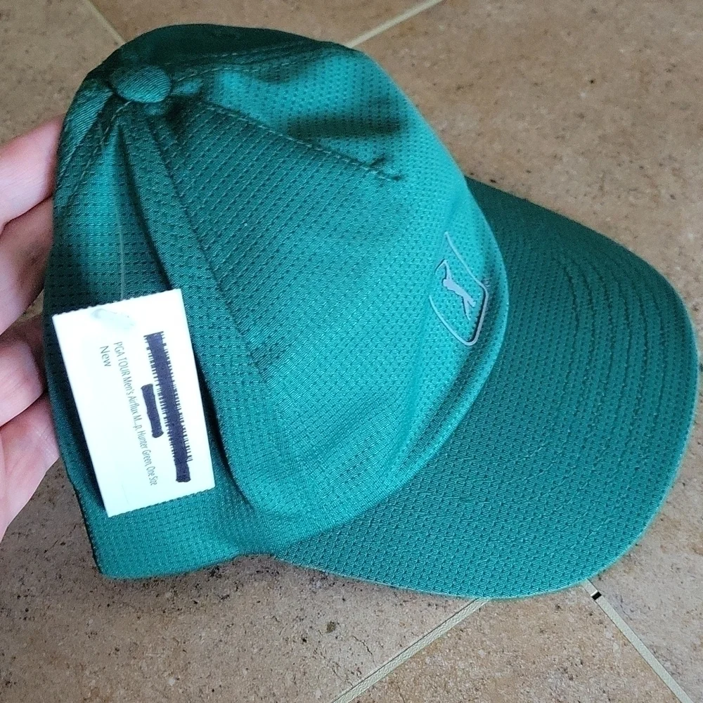 NEW! PGA Airflux Mesh Golf Baseball Cap.